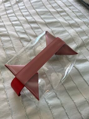 Cadence Medium Parcel in Berry